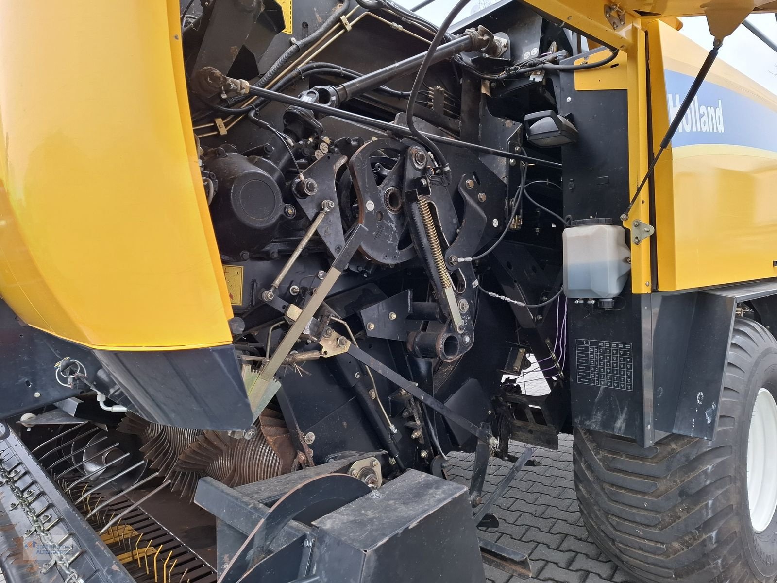 Großpackenpresse typu New Holland BB 9070 / BB9070, Gebrauchtmaschine v Altenberge (Obrázek 15)