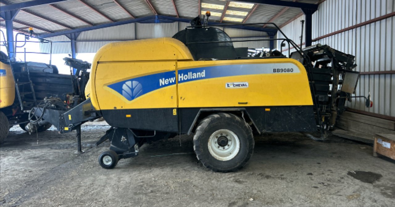 Großpackenpresse des Typs New Holland BB 9080, Gebrauchtmaschine in Eton (Bild 2)