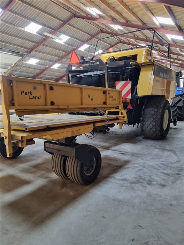 Großpackenpresse des Typs New Holland BB 9090 Parkland ballevogn, Gebrauchtmaschine in Spøttrup (Bild 4)