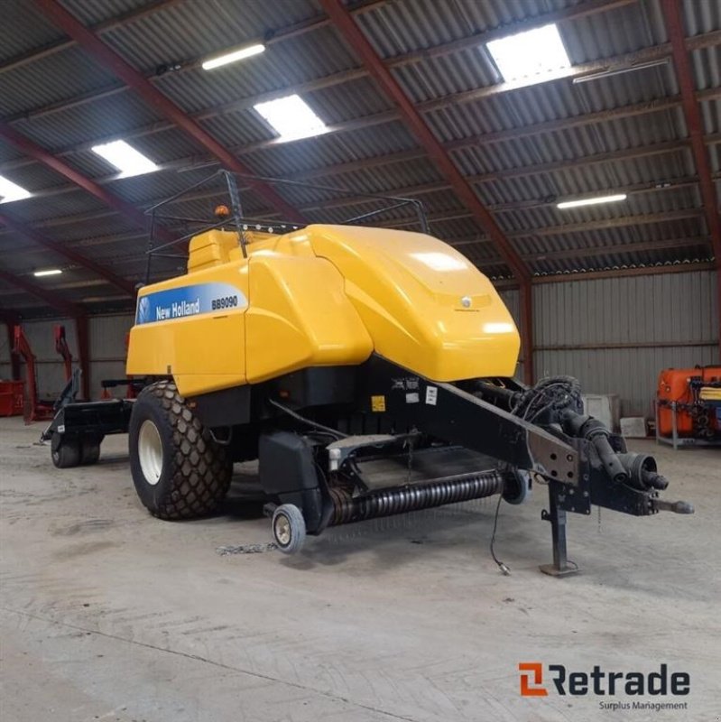 Großpackenpresse des Typs New Holland BB 9090, Gebrauchtmaschine in Rødovre (Bild 3)