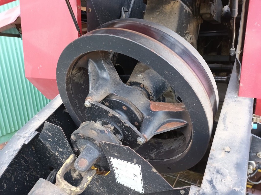 Großpackenpresse van het type New Holland BB 940 +/plus Parkland 425, Gebrauchtmaschine in Liebenwalde (Foto 14)