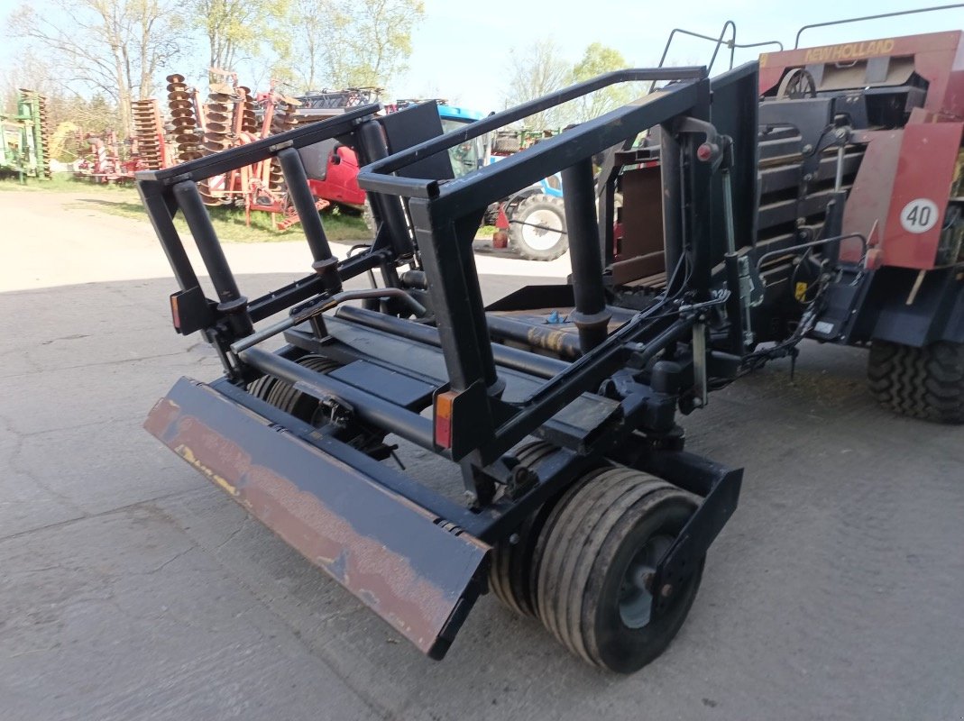 Großpackenpresse van het type New Holland BB 940 +/plus Parkland 425, Gebrauchtmaschine in Liebenwalde (Foto 20)