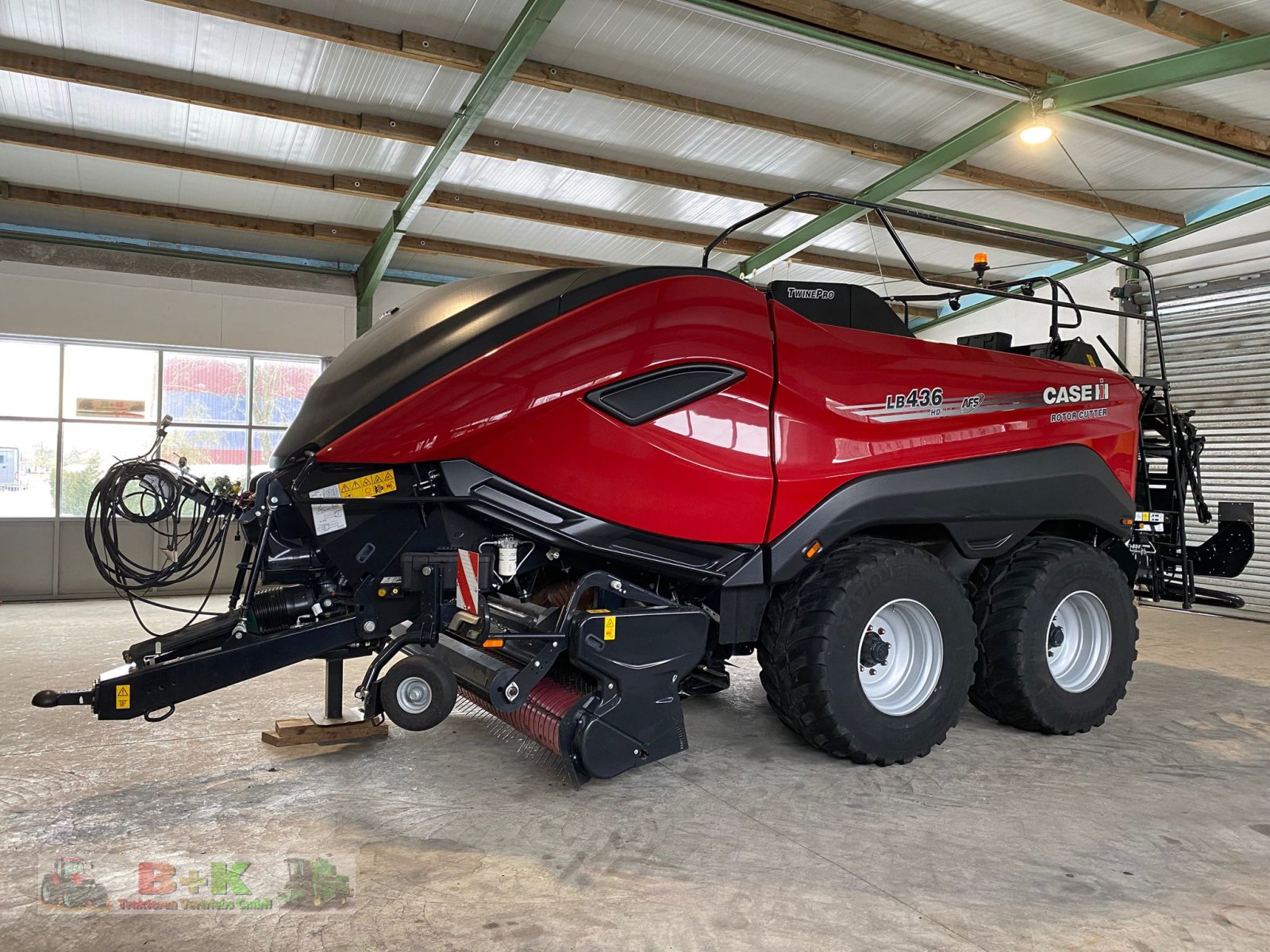 Großpackenpresse van het type New Holland BB1290 HD = CASE IH LB436 HD 2038 Ballen 57 Messer, Gebrauchtmaschine in Kettenkamp (Foto 1)
