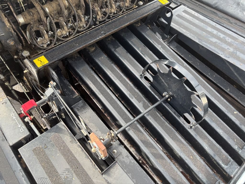 Großpackenpresse типа New Holland BB1290 PLUS, Gebrauchtmaschine в VERT TOULON (Фотография 11)