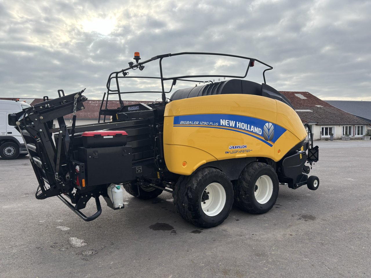 Großpackenpresse typu New Holland BB1290 PLUS, Gebrauchtmaschine v VERT TOULON (Obrázek 11)