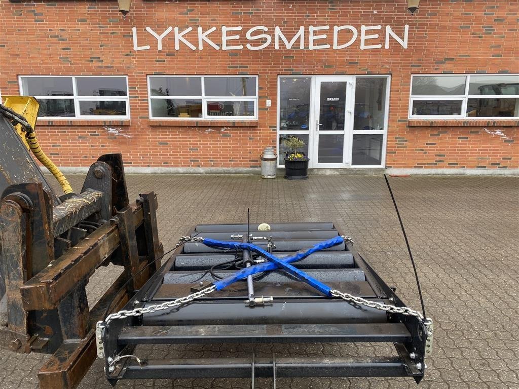 Großpackenpresse от тип New Holland BB9090 Plus ballesliske, Gebrauchtmaschine в Gjerlev J. (Снимка 1)