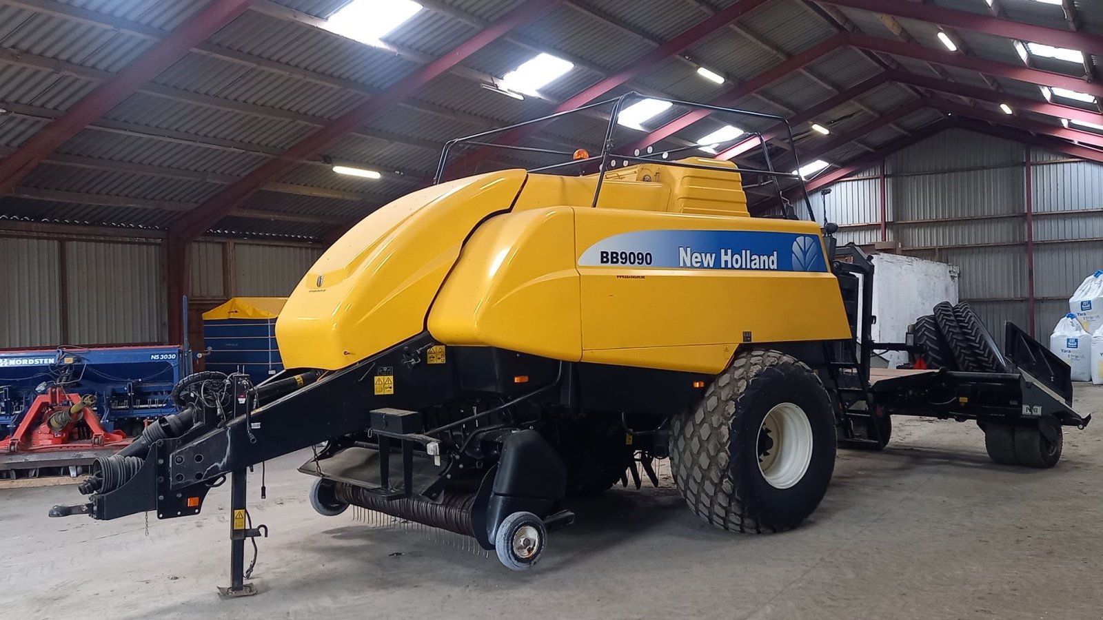 Großpackenpresse of the type New Holland BB9090, Gebrauchtmaschine in Faaborg (Picture 1)