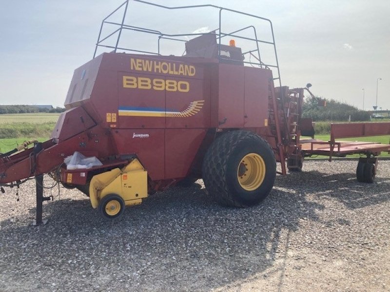 Großpackenpresse typu New Holland BB980 MED VOGN., Gebrauchtmaschine v Thisted (Obrázek 3)