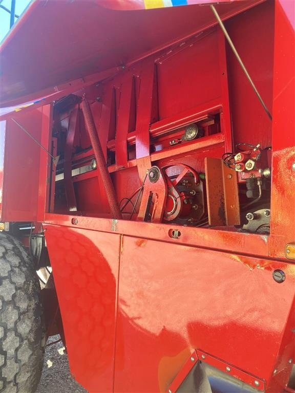 Großpackenpresse типа New Holland BB980, Gebrauchtmaschine в Kongerslev (Фотография 8)