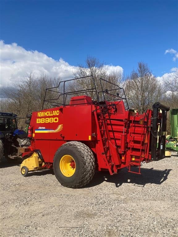Großpackenpresse типа New Holland BB980, Gebrauchtmaschine в Kongerslev (Фотография 2)