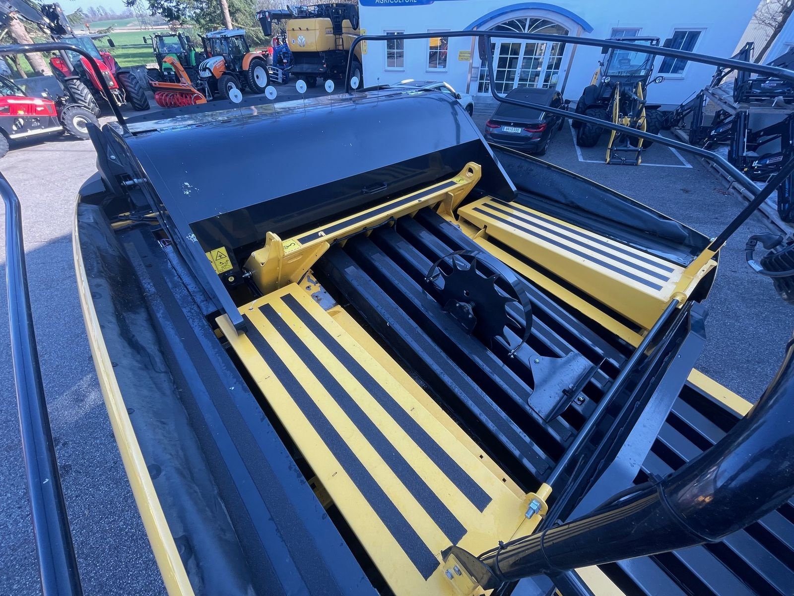 Großpackenpresse des Typs New Holland BIG BALER 1290 PLUS, Gebrauchtmaschine in Burgkirchen (Bild 14)