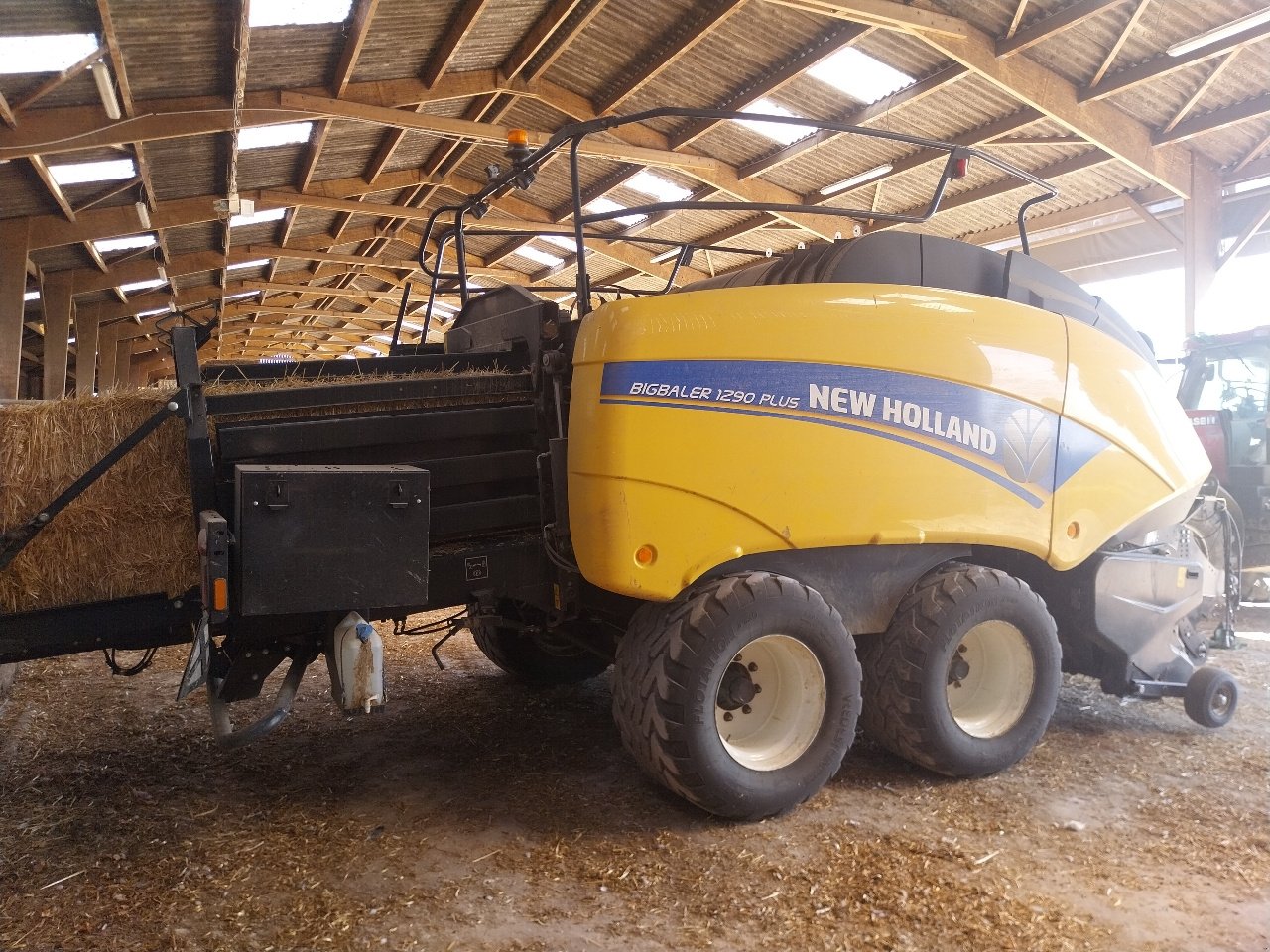 Großpackenpresse типа New Holland Bigballer 1290 plus, Gebrauchtmaschine в CREZANCY EN SANCERRE (Фотография 11)