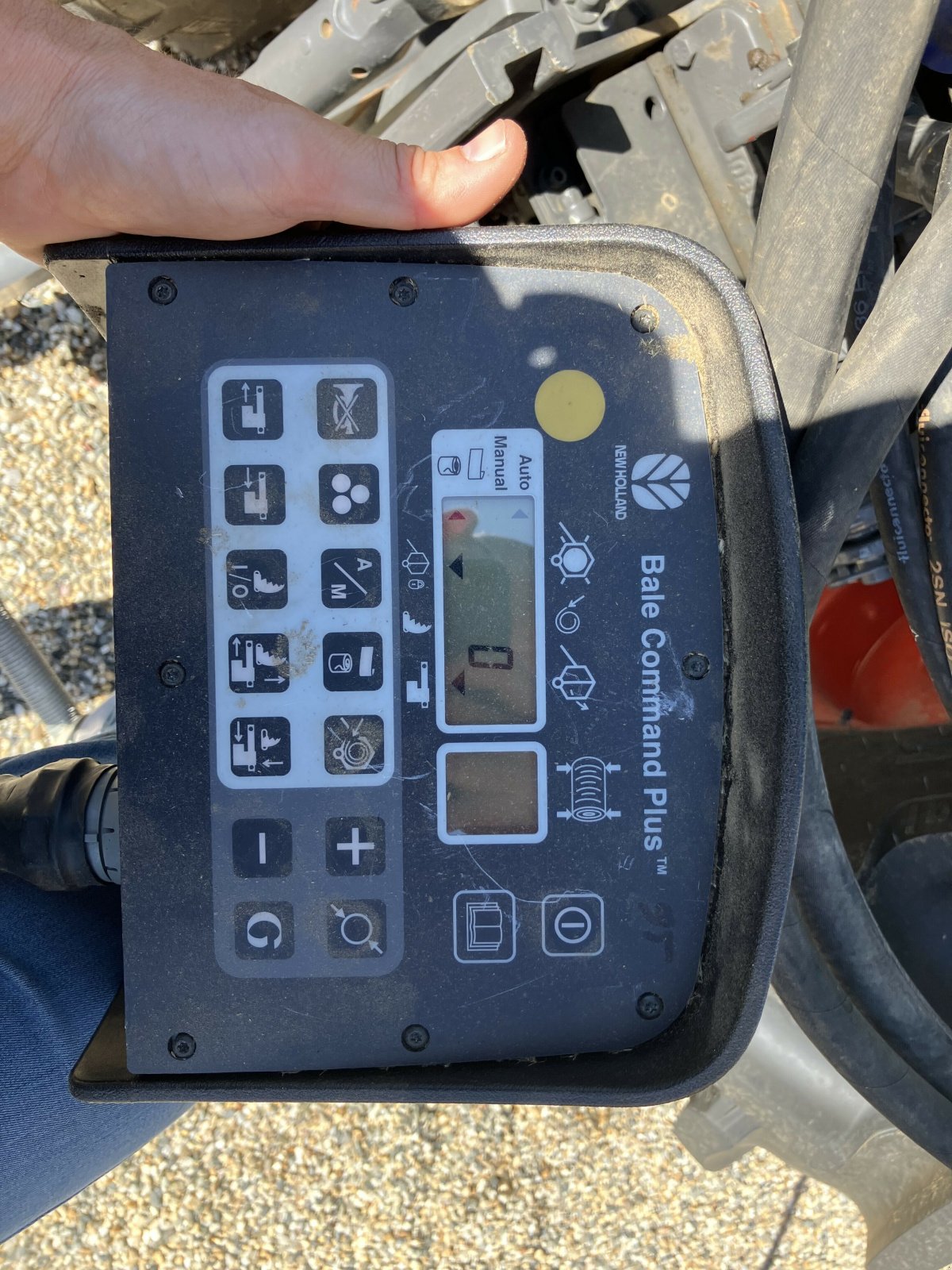 Großpackenpresse des Typs New Holland BR 6090, Gebrauchtmaschine in Saint-Magne-de-Castillon (Bild 9)