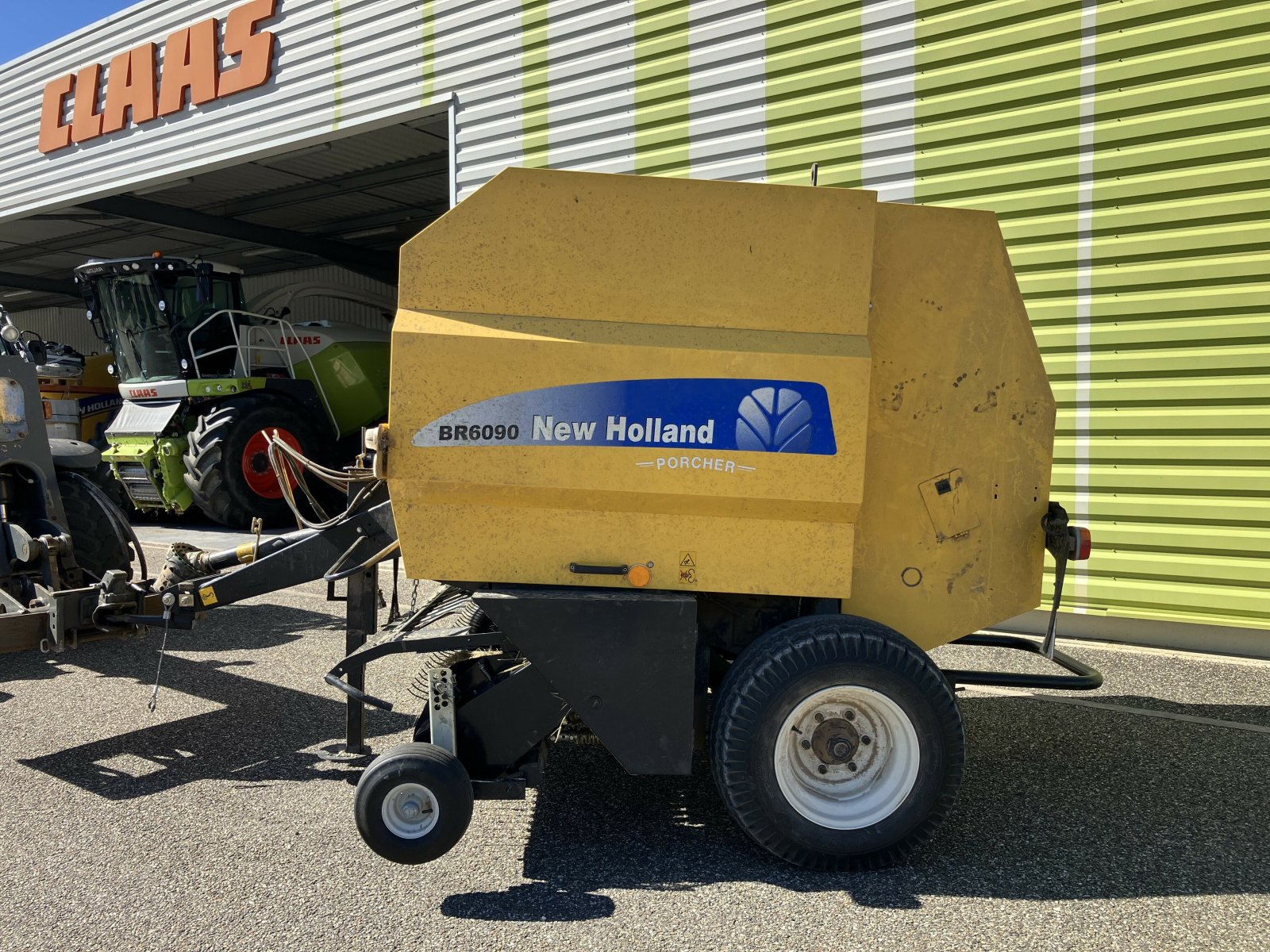 Großpackenpresse des Typs New Holland BR 6090, Gebrauchtmaschine in Saint-Magne-de-Castillon (Bild 2)