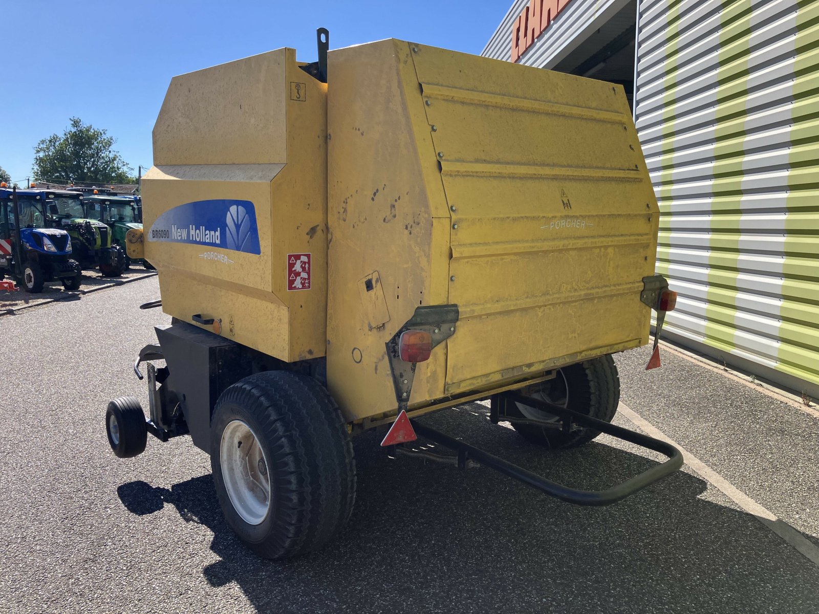 Großpackenpresse des Typs New Holland BR 6090, Gebrauchtmaschine in Saint-Magne-de-Castillon (Bild 3)