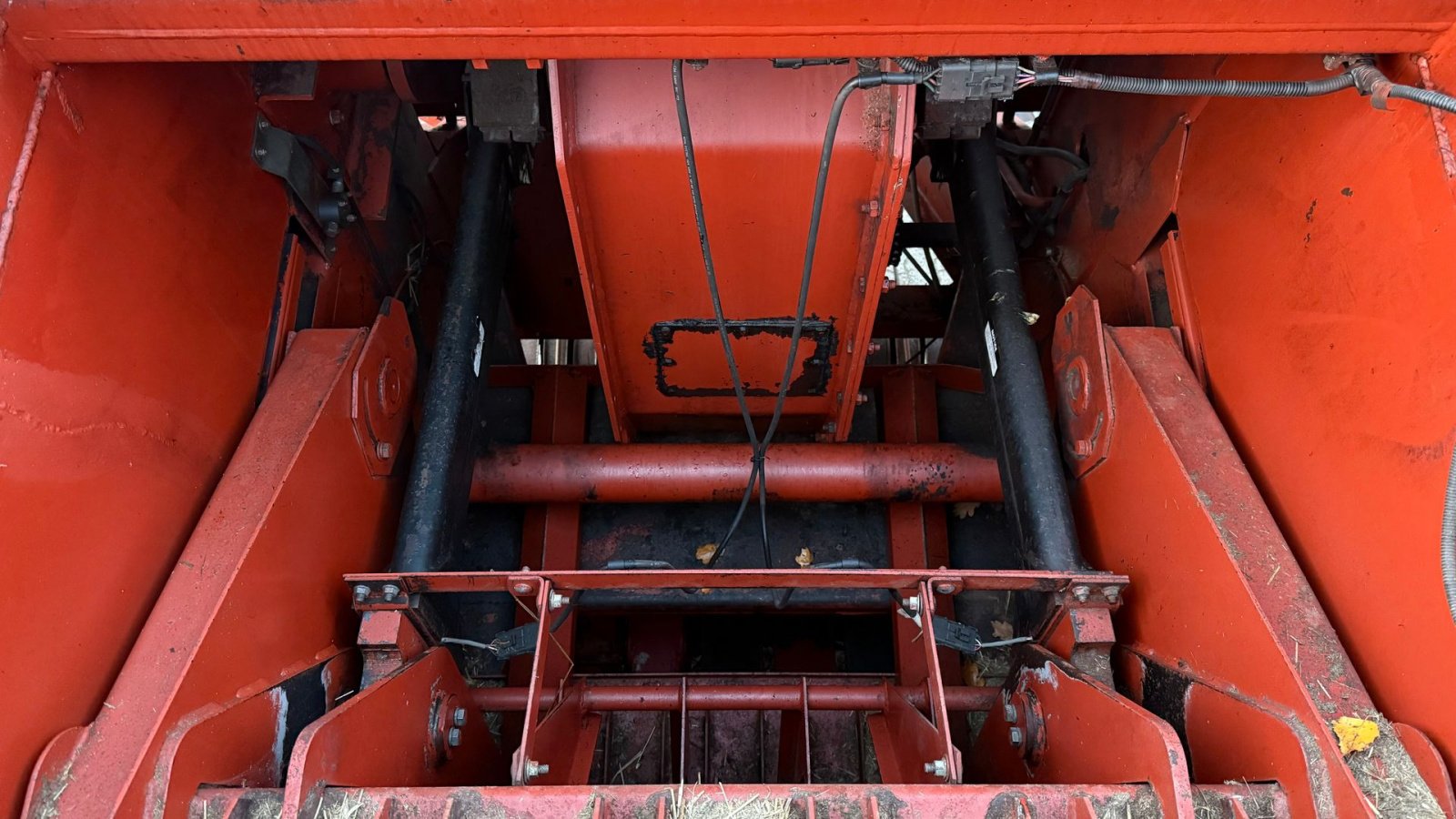 Großpackenpresse типа New Holland Hesston 4900 + Spragelse vogn & centralsmøring, Gebrauchtmaschine в Gjerlev J. (Фотография 19)