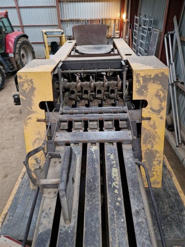 Großpackenpresse типа Rivierre Casalis RC 8080 m/snitter, Gebrauchtmaschine в Hadsund (Фотография 5)