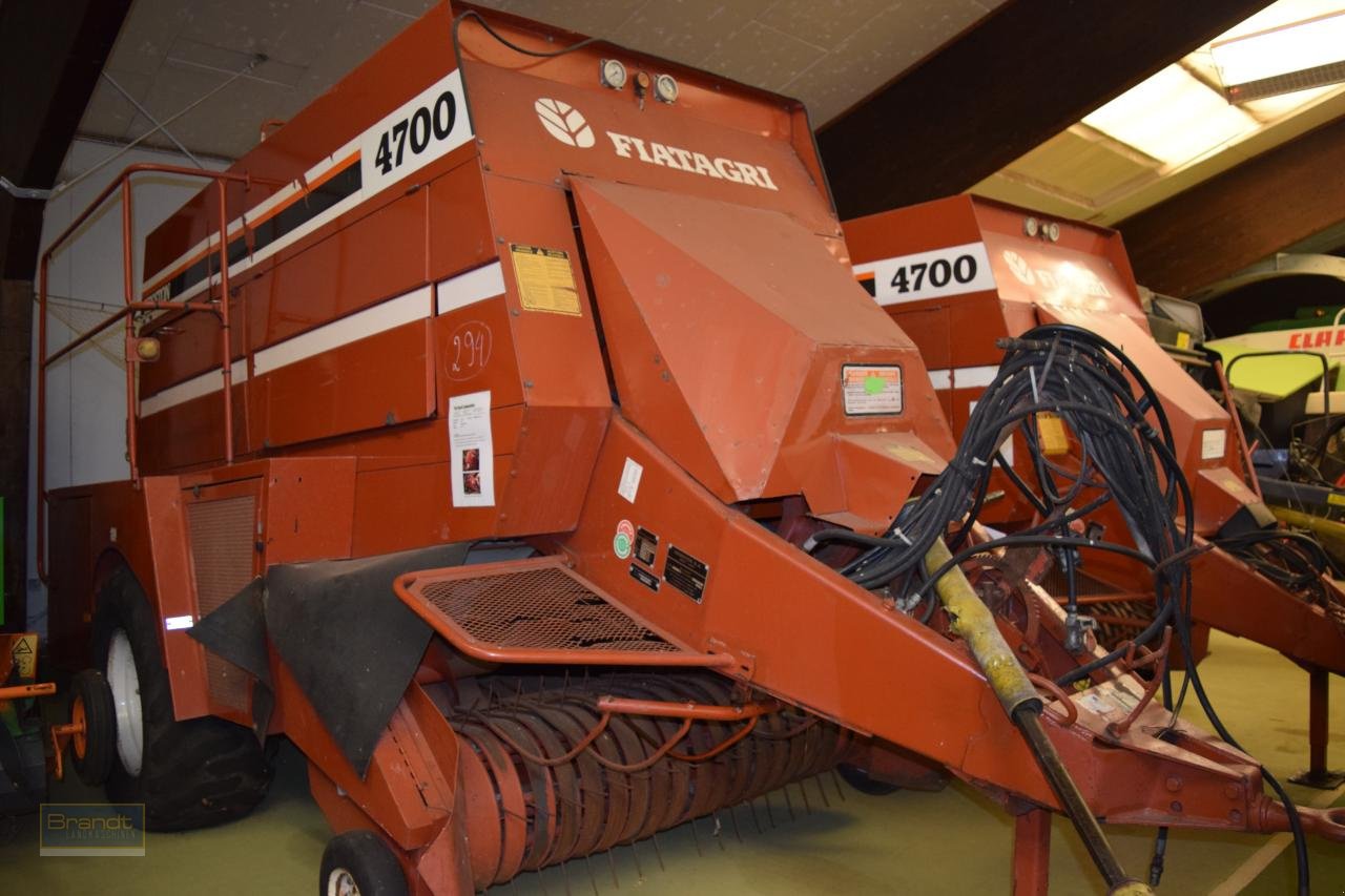 Großpackenpresse des Typs Sonstige Fiat Hesston 4700, Gebrauchtmaschine in Oyten (Bild 1)