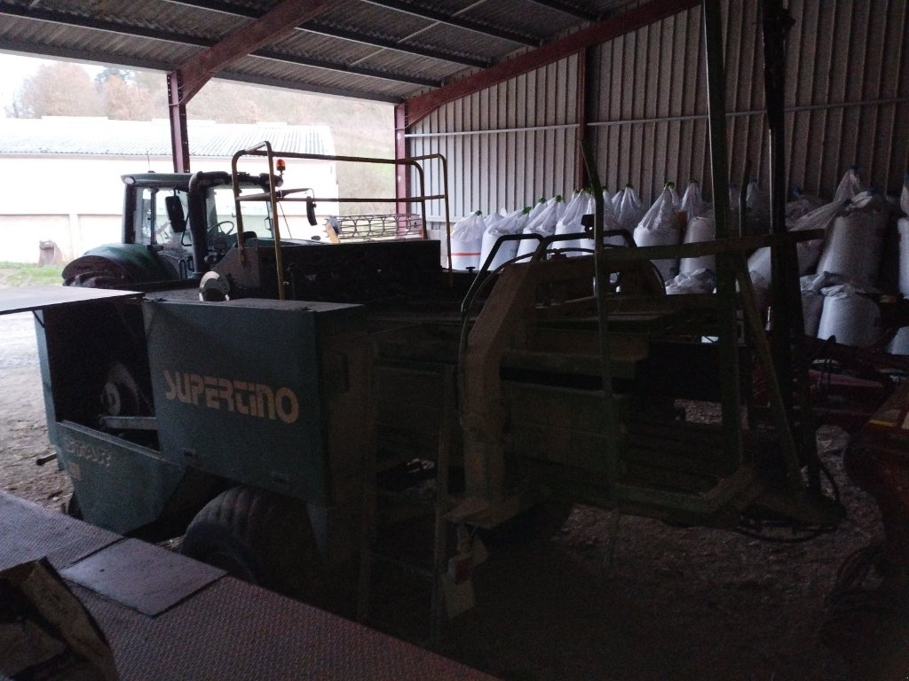 Großpackenpresse del tipo Supertino Sr60-120 star, Gebrauchtmaschine en Saint-Affrique (Imagen 4)