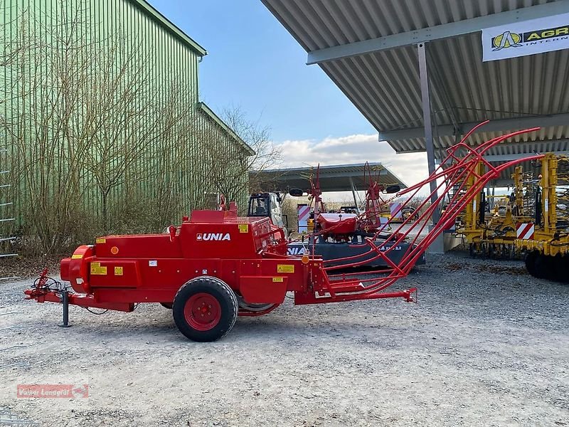 Großpackenpresse des Typs Unia Kostka Z511 Quaderballenpresse, Neumaschine in Ostheim/Rhön (Bild 5)