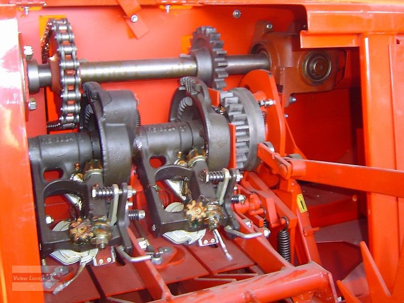 Großpackenpresse des Typs Unia Kostka Z511 Quaderballenpresse, Neumaschine in Ostheim/Rhön (Bild 11)