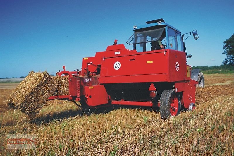 Großpackenpresse des Typs Unia Kostka Z511 Quaderballenpresse, Neumaschine in Ostheim/Rhön (Bild 17)