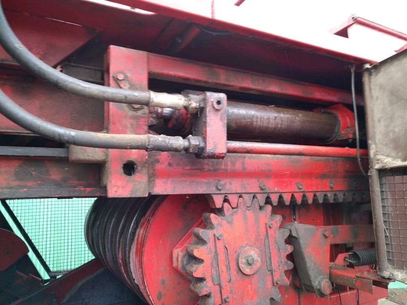 Großpackenpresse typu Vicon HP 1600 # Elektronikproblem, Gebrauchtmaschine v Liebenwalde (Obrázek 18)