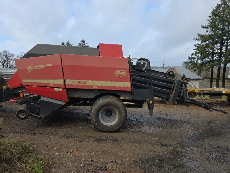 Großpackenpresse of the type Vicon LB 8200, Gebrauchtmaschine in Calmont