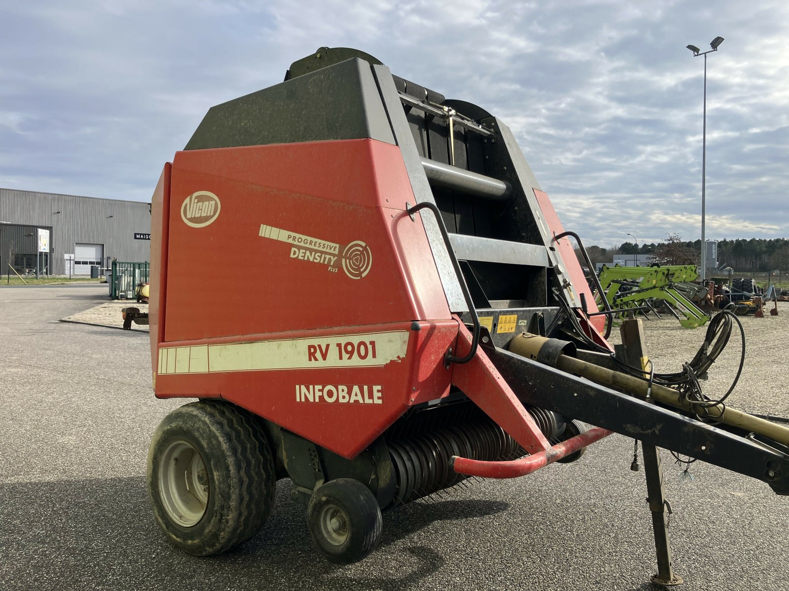 Großpackenpresse of the type Vicon RV 1901, Gebrauchtmaschine in AILLAS (Picture 5)