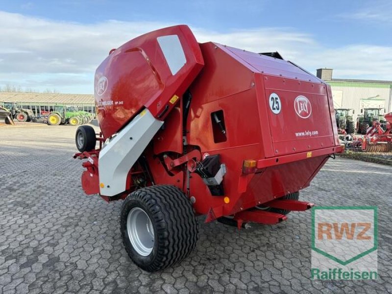 Großpackenpresse des Typs Welger RP 245, Gebrauchtmaschine in Kruft (Bild 3)