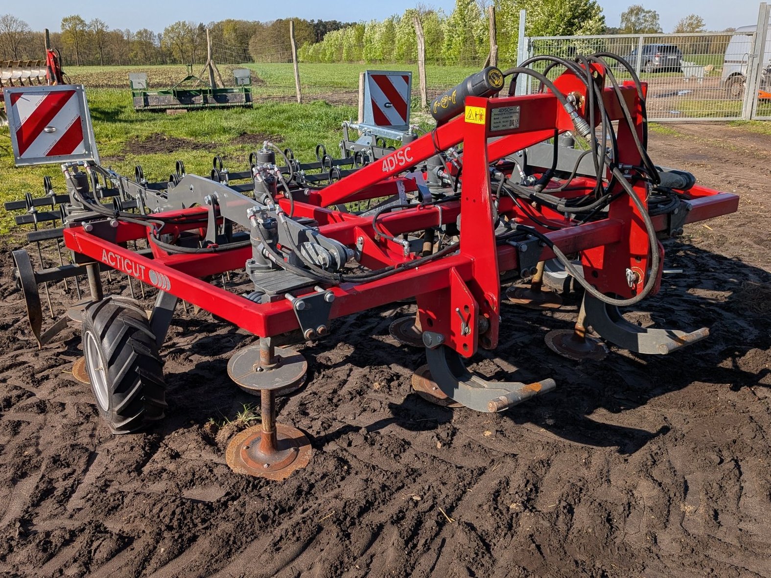 Grubber του τύπου 4Disc Acticut 300, Gebrauchtmaschine σε Diepenau (Φωτογραφία 1)