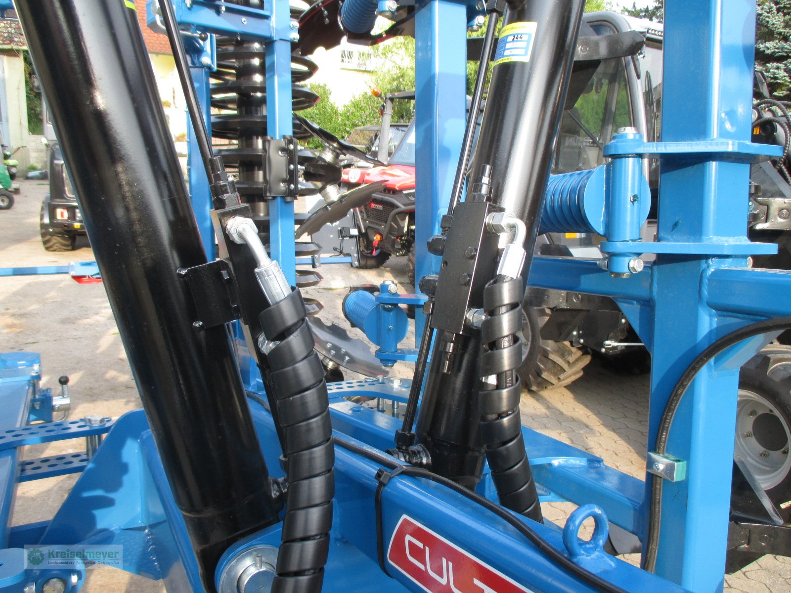 Grubber a típus Agripol Culti 2-400 hydr.klappbar m.Feder-Überlastsicherung Tiefengrubber Mulchsaatgrubber, Neumaschine ekkor: Feuchtwangen (Kép 7)