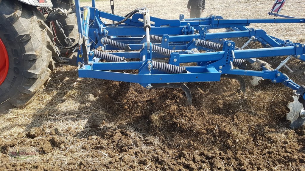 Grubber typu Agripol Culti-2 4m abb mit Non-Stop Federsteinsicherung, Neumaschine v Waltenhausen (Obrázek 1)