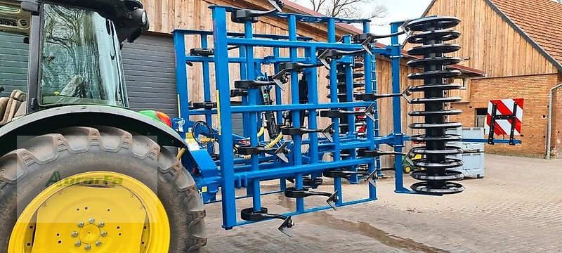 Grubber des Typs Agripol KOBALT 400 Federzinkengrubber Großfederzinkenegge Grubber, Neumaschine in Gronau (Bild 13)