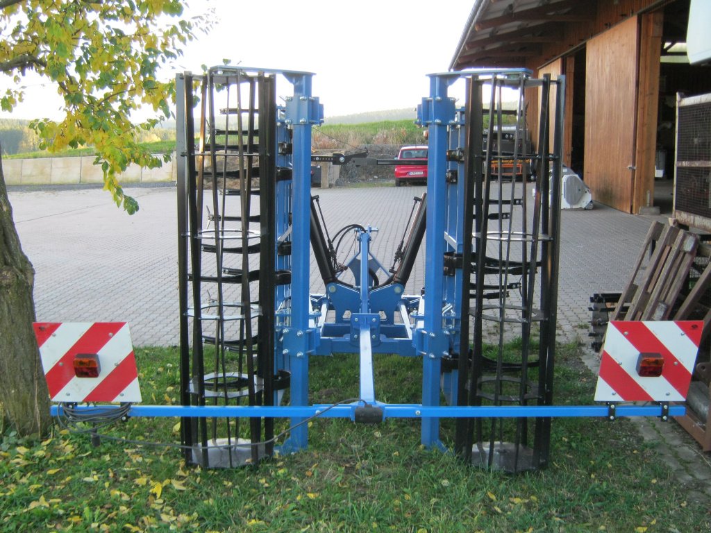 Grubber des Typs Agripol Kobalt K 400/500, Neumaschine in Weißenstadt (Bild 2)