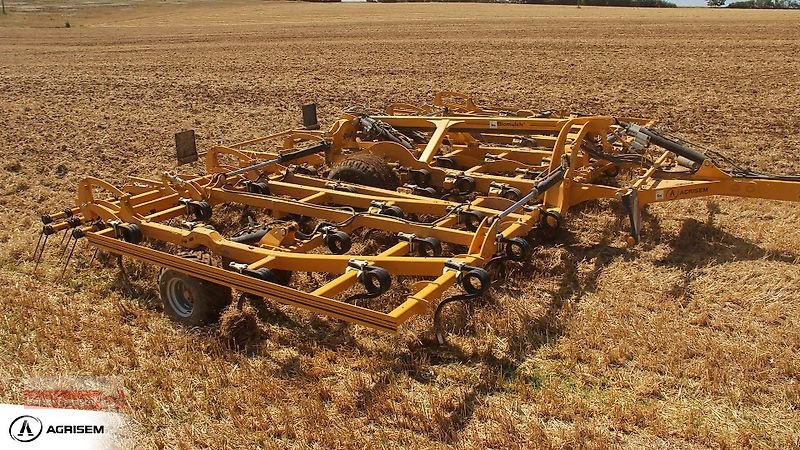 Grubber des Typs Agrisem Biomulch 5-balkiger Flachgrubber 8 m ohne Walze, Neumaschine in Ostheim/Rhön (Bild 25)
