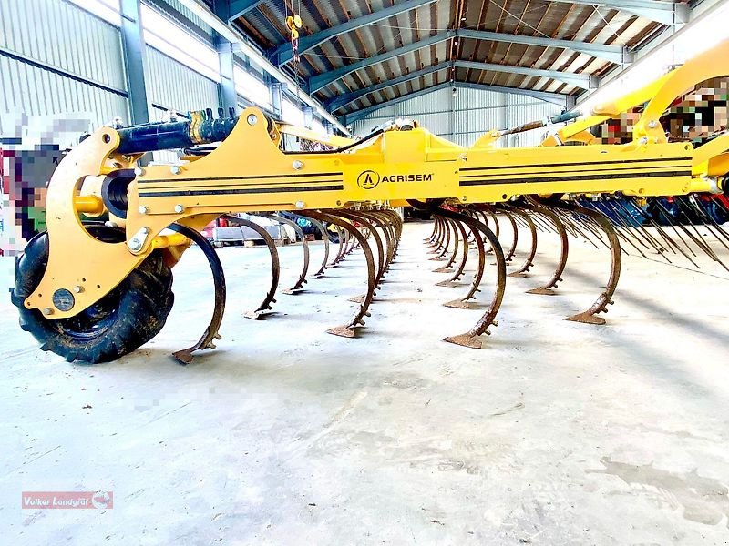 Grubber des Typs Agrisem Biomulch Flachgrubber 6 m ohne Walze Angebaut Vorführmaschine, Vorführmaschine in Ostheim/Rhön (Bild 10)