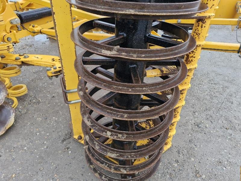 Grubber typu Agrisem DISCOMULCH, Gebrauchtmaschine w BRAY en Val (Zdjęcie 11)