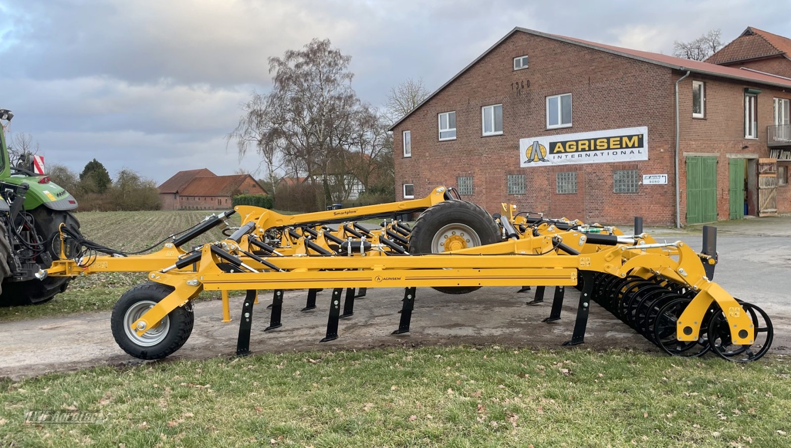 Grubber des Typs Agrisem Smartplow SR, Neumaschine in Römstedt (Bild 1)