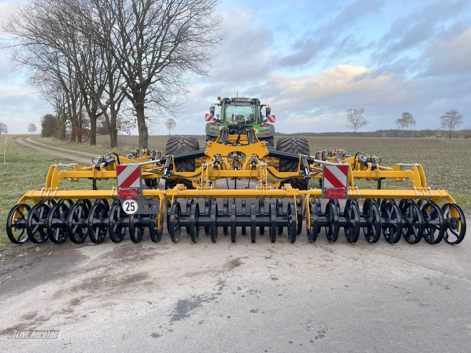 Grubber des Typs Agrisem Smartplow SR, Neumaschine in Römstedt (Bild 5)