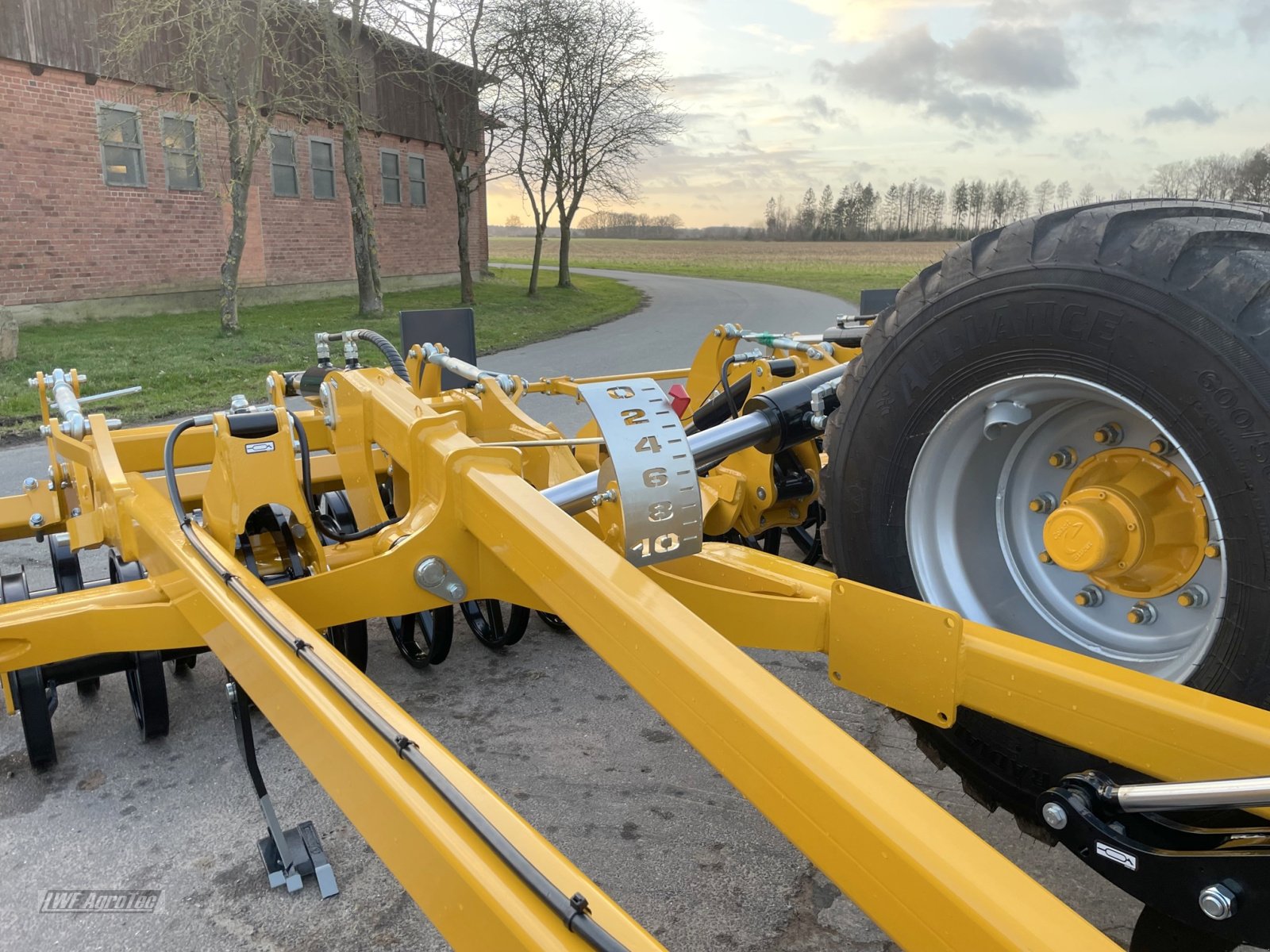 Grubber des Typs Agrisem Smartplow SR, Neumaschine in Römstedt (Bild 13)