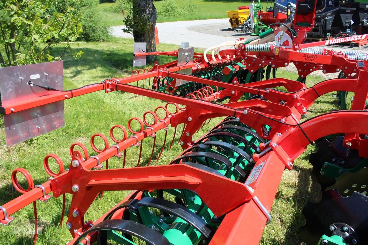 Grubber des Typs Agro-Masz Runner 30 + SP 230-Aktion-NEU, Neumaschine in Eberschwang (Bild 22)