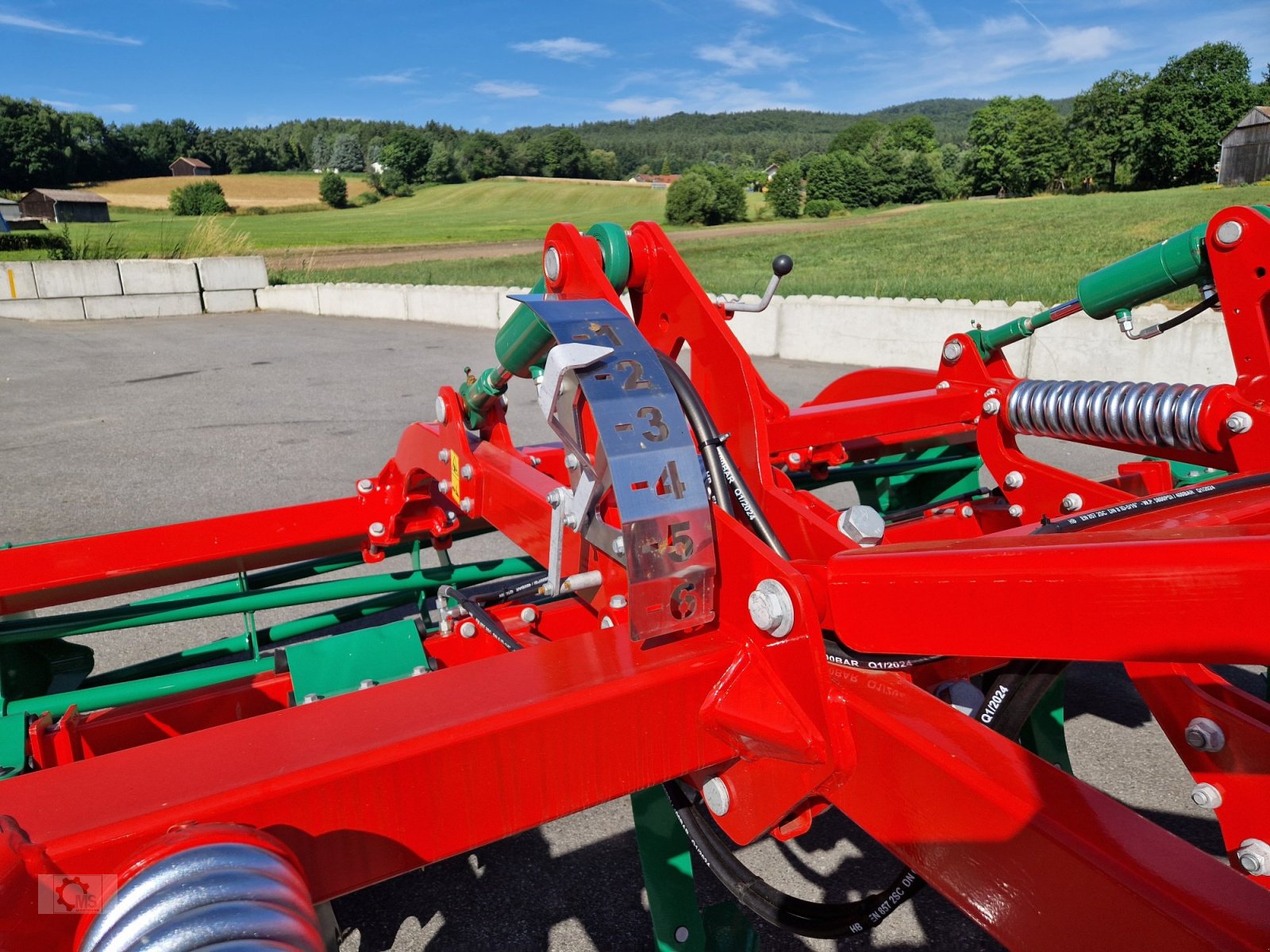 Grubber des Typs Agro-Masz Runner 30 Steinsicherung Flügelschare, Neumaschine in Tiefenbach (Bild 4)