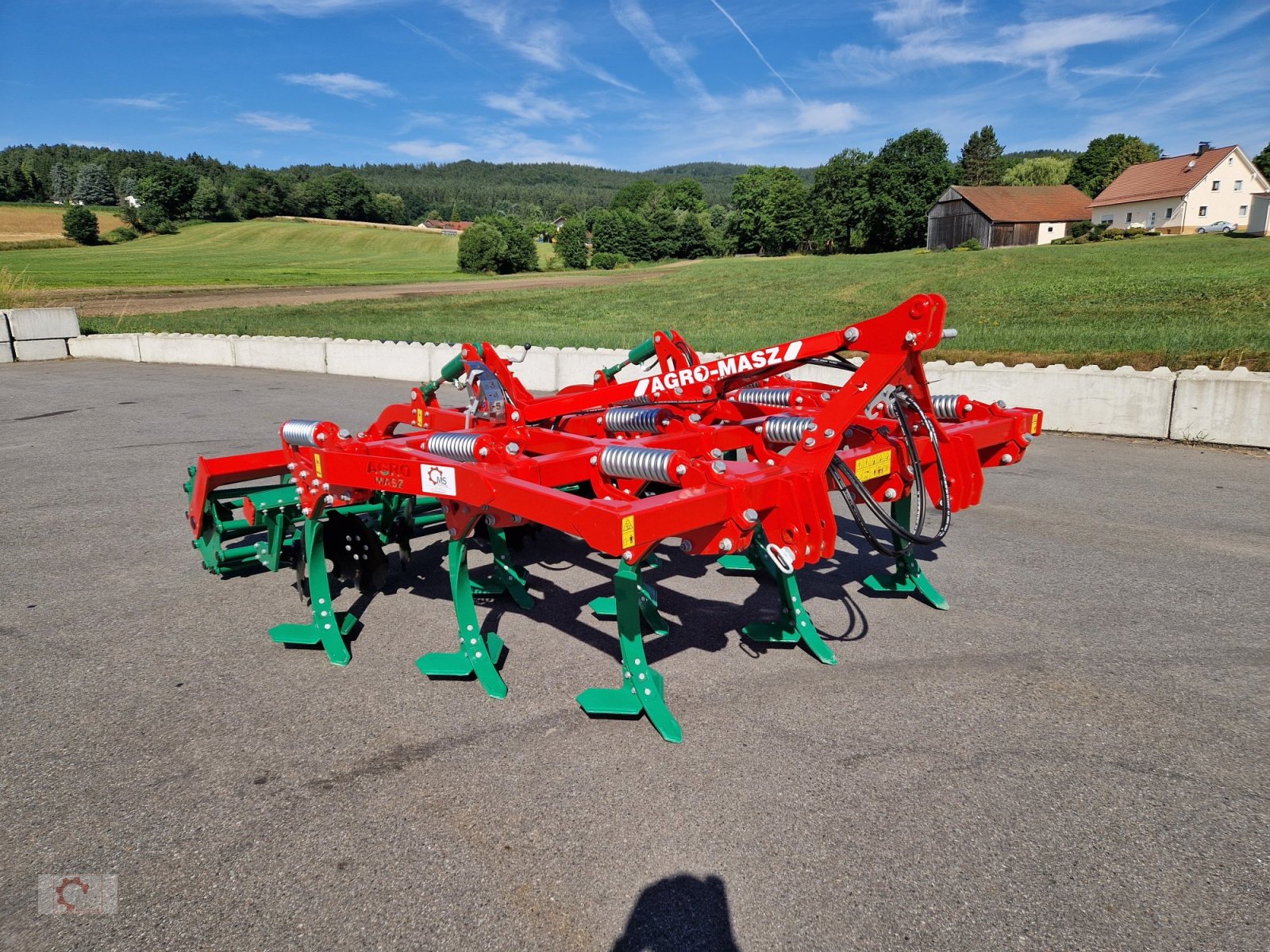 Grubber des Typs Agro-Masz Runner 30 Steinsicherung Flügelschare, Neumaschine in Tiefenbach (Bild 7)