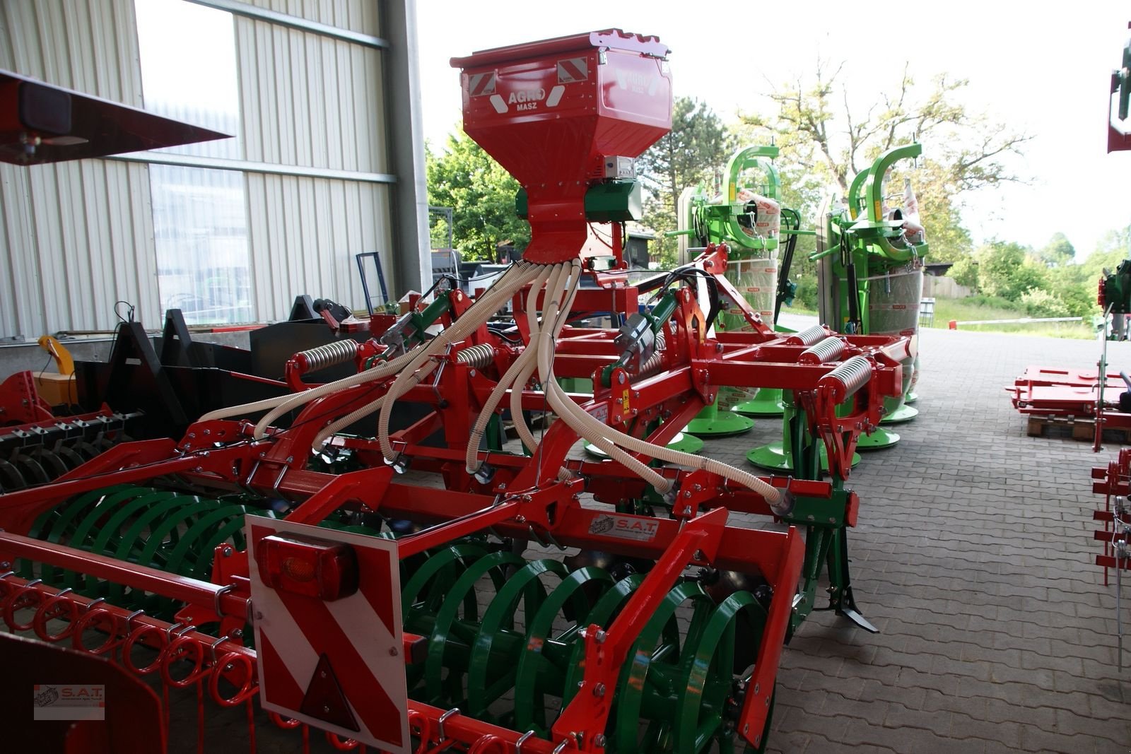 Grubber του τύπου Agro-Masz Runner 30 Stone-Mulchgrubber-3 reihig, Neumaschine σε Eberschwang (Φωτογραφία 27)