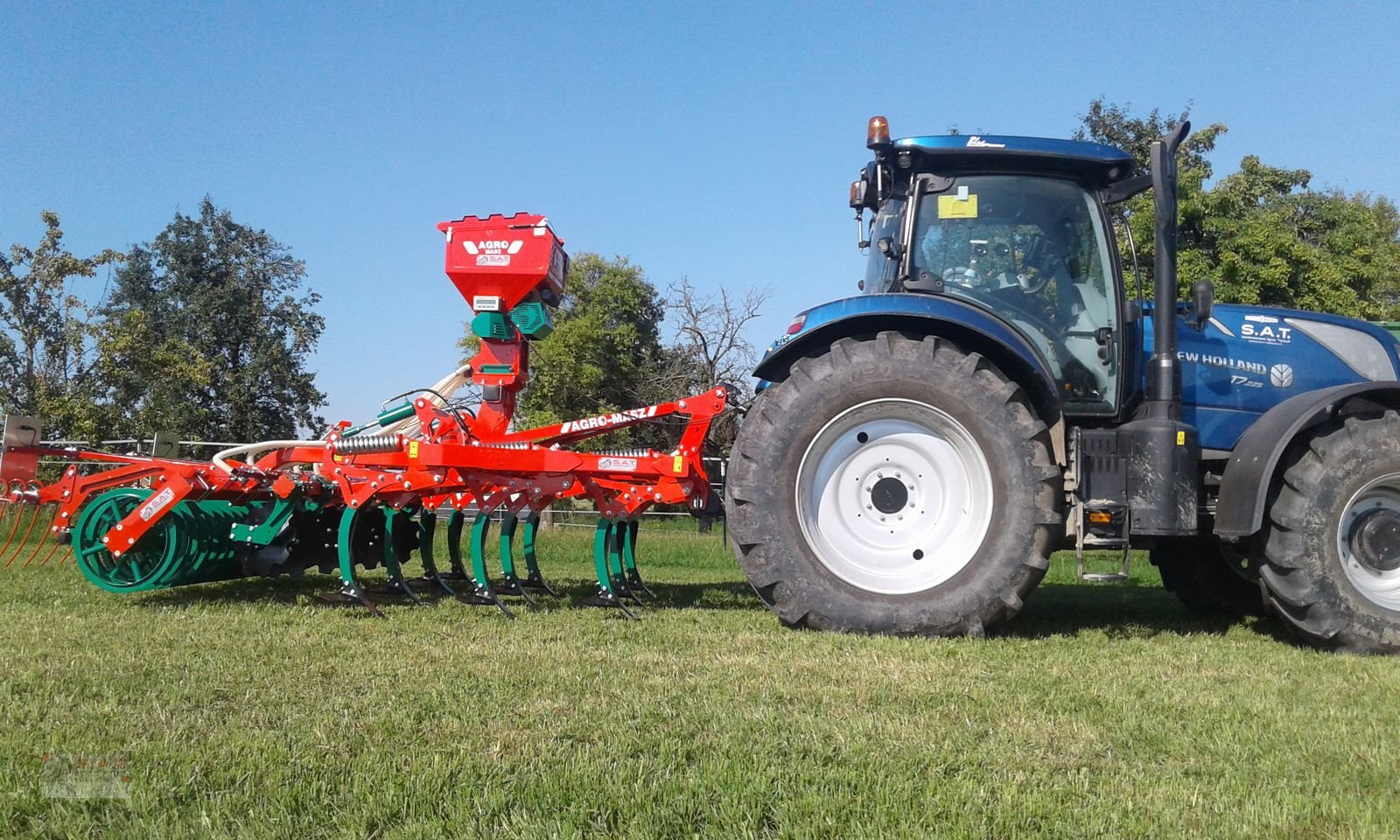 Grubber του τύπου Agro-Masz Runner 30 Stone-Mulchgrubber-3 reihig, Neumaschine σε Eberschwang (Φωτογραφία 10)