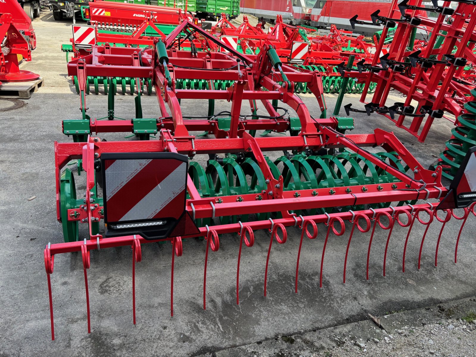 Grubber of the type Agro-Masz Runner 30, Neumaschine in Gerasdorf (Picture 3)