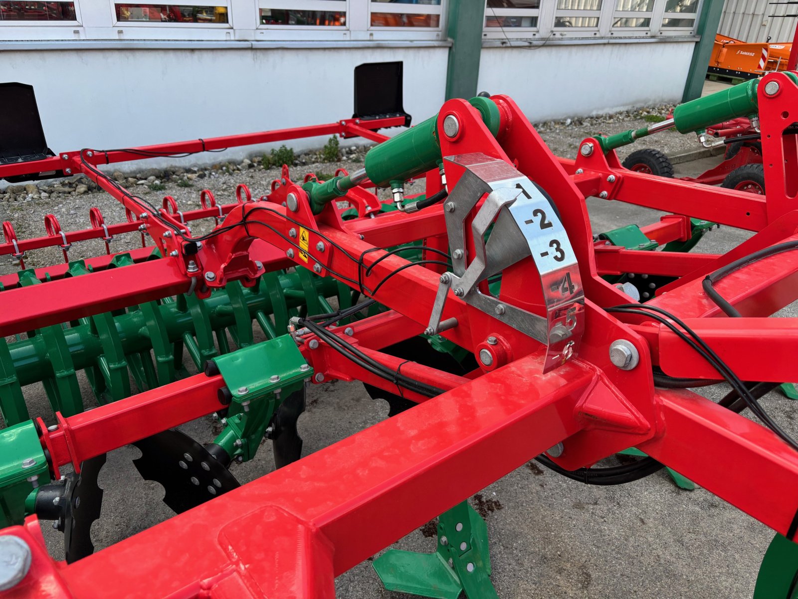 Grubber of the type Agro-Masz Runner 30, Neumaschine in Gerasdorf (Picture 5)