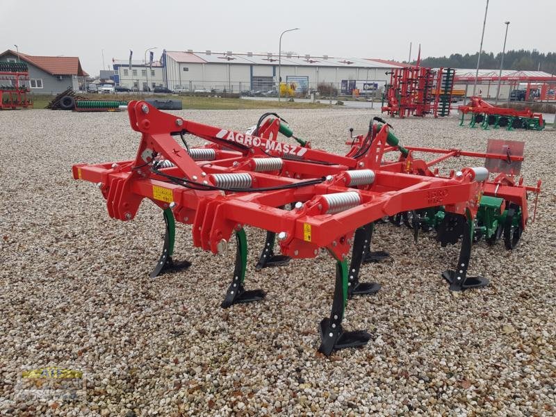 Grubber des Typs Agro-Masz RUNNER 30, Neumaschine in Teublitz (Bild 1)
