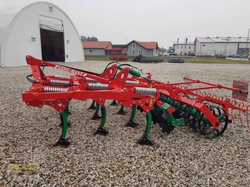 Grubber des Typs Agro-Masz RUNNER 30, Neumaschine in Teublitz (Bild 2)
